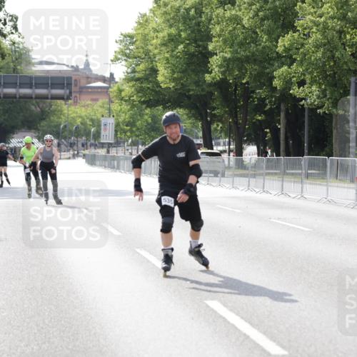 29.06.2025 - hella hamburg halbmarathon Jannik Wohlers http://msf.ph/oto/8144014 29.06.2025 09:07:30 Lombardsbrücke  meine-sportfotos.de
