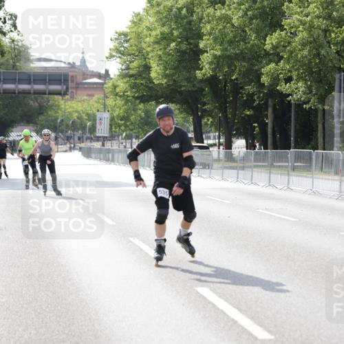 29.06.2025 - hella hamburg halbmarathon Jannik Wohlers http://msf.ph/oto/8144021 29.06.2025 09:07:30 Lombardsbrücke  meine-sportfotos.de