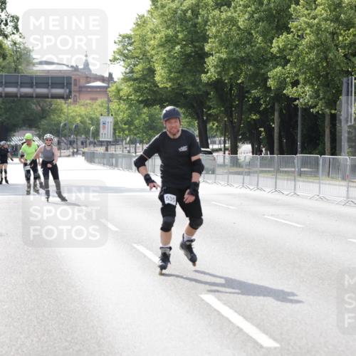 29.06.2025 - hella hamburg halbmarathon Jannik Wohlers http://msf.ph/oto/8144025 29.06.2025 09:07:30 Lombardsbrücke  meine-sportfotos.de