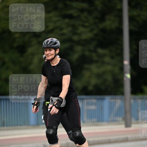 29.06.2025 - hella hamburg halbmarathon Dr. Thomas Lammeyer http://msf.ph/oto/8144030 29.06.2025 09:12:23 Kennedybrücke  meine-sportfotos.de