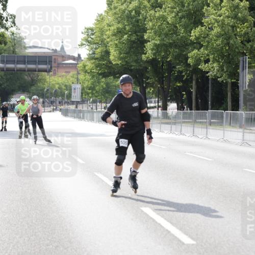 29.06.2025 - hella hamburg halbmarathon Jannik Wohlers http://msf.ph/oto/8144038 29.06.2025 09:07:30 Lombardsbrücke  meine-sportfotos.de