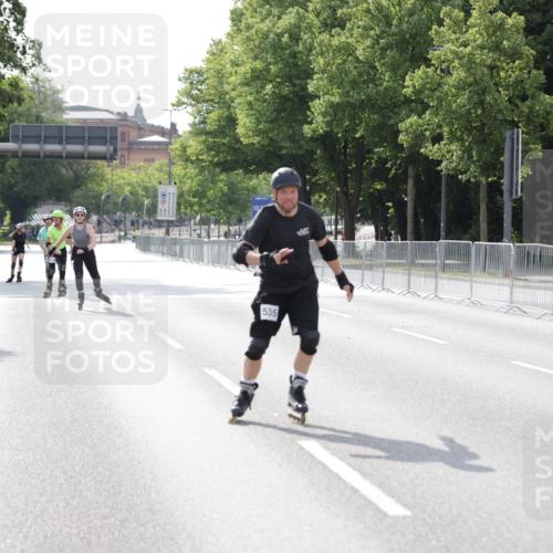 29.06.2025 - hella hamburg halbmarathon Jannik Wohlers http://msf.ph/oto/8144049 29.06.2025 09:07:30 Lombardsbrücke  meine-sportfotos.de