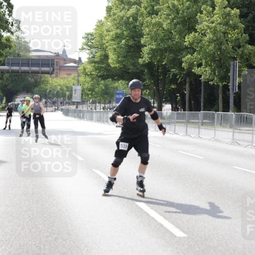 29.06.2025 - hella hamburg halbmarathon Jannik Wohlers http://msf.ph/oto/8144052 29.06.2025 09:07:30 Lombardsbrücke  meine-sportfotos.de