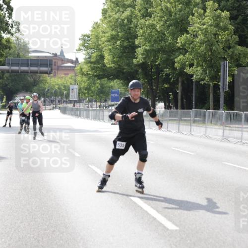 29.06.2025 - hella hamburg halbmarathon Jannik Wohlers http://msf.ph/oto/8144056 29.06.2025 09:07:30 Lombardsbrücke  meine-sportfotos.de