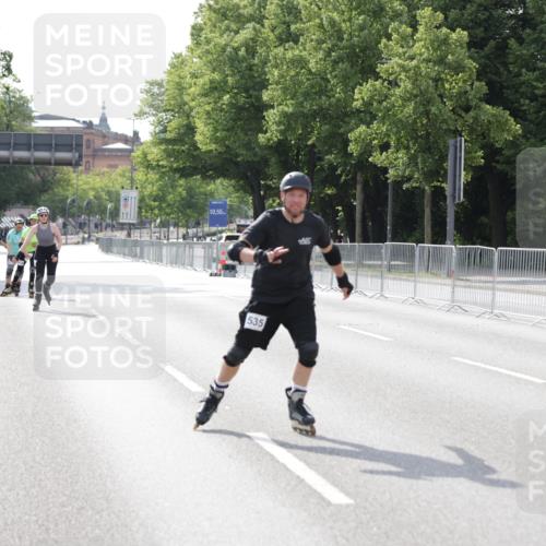 29.06.2025 - hella hamburg halbmarathon Jannik Wohlers http://msf.ph/oto/8144071 29.06.2025 09:07:30 Lombardsbrücke  meine-sportfotos.de