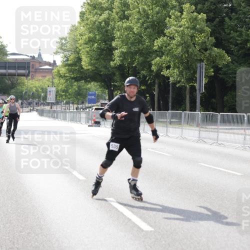 29.06.2025 - hella hamburg halbmarathon Jannik Wohlers http://msf.ph/oto/8144076 29.06.2025 09:07:30 Lombardsbrücke  meine-sportfotos.de