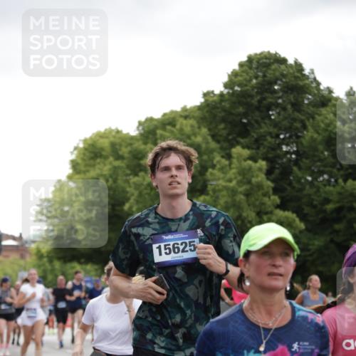29.06.2025 - hella hamburg halbmarathon Jannik Wohlers http://msf.ph/oto/8144083 29.06.2025 10:46:09 Lombardsbrücke 1371, 1375, 1608, 1837, 2500, 2697, 3469, 3734, 4202, 4296, 4355, 4448, 4604, 6124, 6161, 7303, 7767, 8477, 8551, 8700, 9691, 10153, 10230, 13076, 13213, 13449, 13969, 14250, 14261, 14473, 15305, 15683, 15852, 16218, 16717, 16882, 16912, 16987, 17006, 17419, 17459, 17633, 17704, 17936, 18458 meine-sportfotos.de