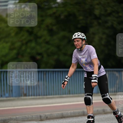 29.06.2025 - hella hamburg halbmarathon Dr. Thomas Lammeyer http://msf.ph/oto/8144096 29.06.2025 09:12:26 Kennedybrücke  meine-sportfotos.de