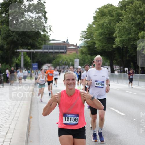 29.06.2025 - hella hamburg halbmarathon Jannik Wohlers http://msf.ph/oto/8144098 29.06.2025 10:08:51 Lombardsbrücke 1147, 1188, 1838, 2978, 4859, 5806, 5885, 6674, 7187, 9718, 10194, 10819, 11067, 11496, 12156, 12862, 13210, 13660, 14736, 17347, 18726, 18727 meine-sportfotos.de