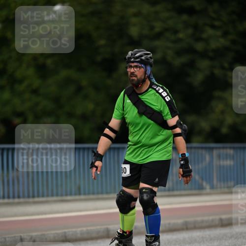 29.06.2025 - hella hamburg halbmarathon Dr. Thomas Lammeyer http://msf.ph/oto/8144106 29.06.2025 09:12:28 Kennedybrücke  meine-sportfotos.de