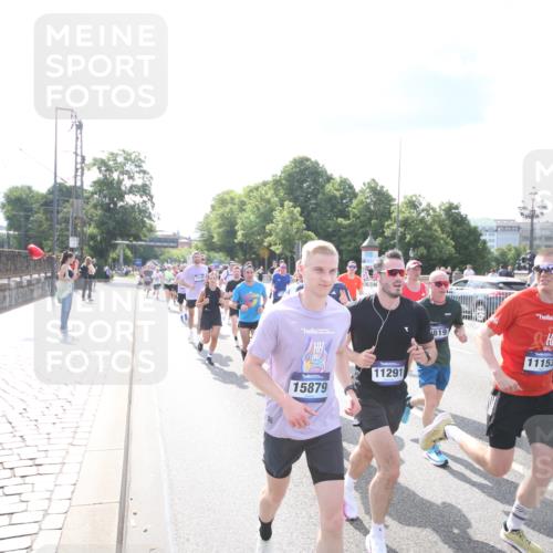 29.06.2025 - hella hamburg halbmarathon Jannik Wohlers http://msf.ph/oto/8144108 29.06.2025 09:52:39 Lombardsbrücke 1012, 1391, 1735, 1782, 2048, 2213, 2233, 2234, 2590, 2788, 2970, 3021, 3098, 3304, 3907, 3917, 3928, 4981, 4997, 5132, 5476, 5682, 6081, 6152, 6712, 6716, 7005, 7093, 7147, 8063, 8145, 8467, 8664, 8694, 8704, 8722, 8819, 9081, 9232, 9374, 9538, 9540, 9585, 10208, 10211, 10216, 10313, 10750, 11094, 11153, 11291, 11346, 11469, 11778, 12154, 12534, 12685, 12783, 12966, 13015, 13051, 13709, 13782, 14351, 14661, 14690, 15126, 15133 meine-sportfotos.de