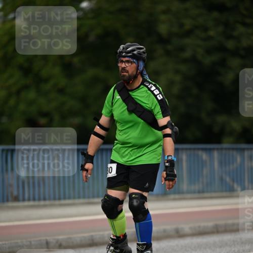 29.06.2025 - hella hamburg halbmarathon Dr. Thomas Lammeyer http://msf.ph/oto/8144111 29.06.2025 09:12:28 Kennedybrücke  meine-sportfotos.de