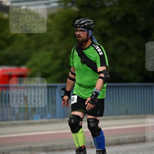 29.06.2025 - hella hamburg halbmarathon Dr. Thomas Lammeyer http://msf.ph/oto/8144119 29.06.2025 09:12:28 Kennedybrücke  meine-sportfotos.de
