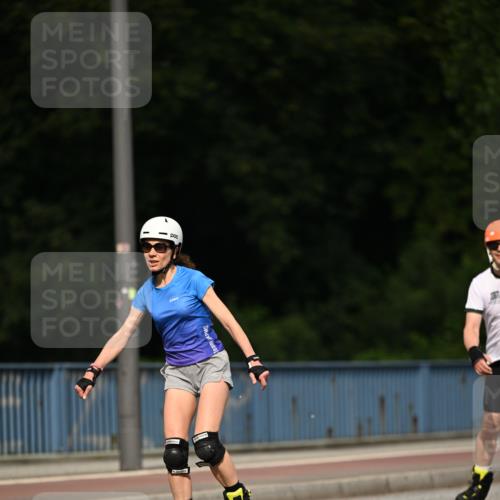 29.06.2025 - hella hamburg halbmarathon Dr. Thomas Lammeyer http://msf.ph/oto/8144143 29.06.2025 09:12:42 Kennedybrücke  meine-sportfotos.de