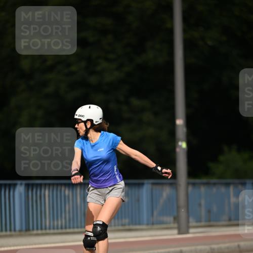 29.06.2025 - hella hamburg halbmarathon Dr. Thomas Lammeyer http://msf.ph/oto/8144158 29.06.2025 09:12:42 Kennedybrücke  meine-sportfotos.de