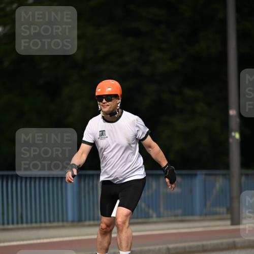 29.06.2025 - hella hamburg halbmarathon Dr. Thomas Lammeyer http://msf.ph/oto/8144177 29.06.2025 09:12:43 Kennedybrücke  meine-sportfotos.de