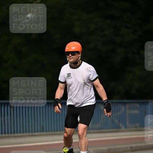 29.06.2025 - hella hamburg halbmarathon Dr. Thomas Lammeyer http://msf.ph/oto/8144181 29.06.2025 09:12:43 Kennedybrücke  meine-sportfotos.de