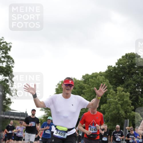 29.06.2025 - hella hamburg halbmarathon Jannik Wohlers http://msf.ph/oto/8144262 29.06.2025 10:46:19 Lombardsbrücke 1363, 1371, 1375, 1720, 1999, 2162, 2320, 3277, 3406, 3407, 3469, 3734, 3823, 4202, 4296, 4342, 4355, 4604, 5700, 6124, 6161, 6740, 7412, 7767, 7827, 8477, 8551, 8553, 9092, 9243, 9691, 9743, 10230, 10515, 10591, 12140, 13195, 13756, 13757, 13885, 13969, 14011, 14181, 14261, 14891, 15852, 16218, 16882, 16987, 17419, 17459, 18315, 18458, 18881, 18924 meine-sportfotos.de