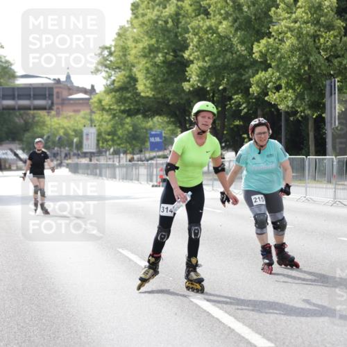 29.06.2025 - hella hamburg halbmarathon Jannik Wohlers http://msf.ph/oto/8144275 29.06.2025 09:07:36 Lombardsbrücke  meine-sportfotos.de
