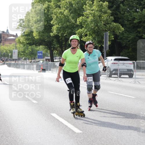 29.06.2025 - hella hamburg halbmarathon Jannik Wohlers http://msf.ph/oto/8144309 29.06.2025 09:07:37 Lombardsbrücke  meine-sportfotos.de