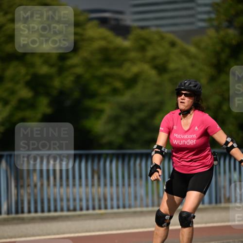 29.06.2025 - hella hamburg halbmarathon Dr. Thomas Lammeyer http://msf.ph/oto/8144356 29.06.2025 09:09:39 Kennedybrücke  meine-sportfotos.de