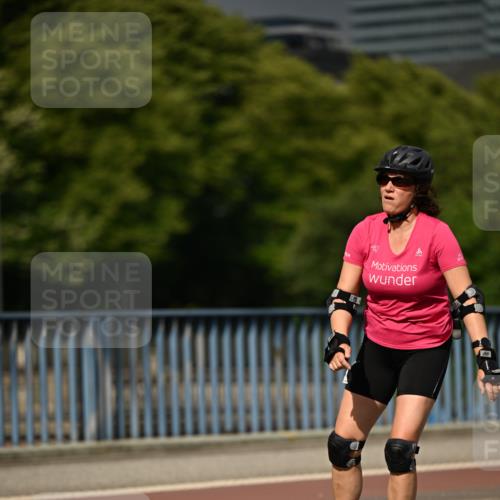 29.06.2025 - hella hamburg halbmarathon Dr. Thomas Lammeyer http://msf.ph/oto/8144364 29.06.2025 09:09:39 Kennedybrücke  meine-sportfotos.de