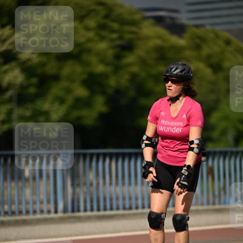 29.06.2025 - hella hamburg halbmarathon Dr. Thomas Lammeyer http://msf.ph/oto/8144371 29.06.2025 09:09:39 Kennedybrücke  meine-sportfotos.de