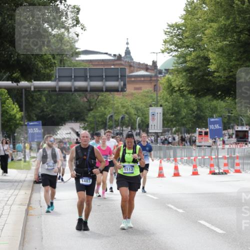 29.06.2025 - hella hamburg halbmarathon Jannik Wohlers http://msf.ph/oto/8144447 29.06.2025 10:09:04 Lombardsbrücke 1456, 1483, 1513, 2978, 4859, 5806, 5885, 6674, 7187, 8090, 9988, 10194, 12156, 12862, 15697, 16688, 18726, 18727, 19166 meine-sportfotos.de