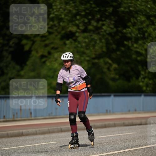 29.06.2025 - hella hamburg halbmarathon Dr. Thomas Lammeyer http://msf.ph/oto/8144453 29.06.2025 09:10:00 Kennedybrücke  meine-sportfotos.de