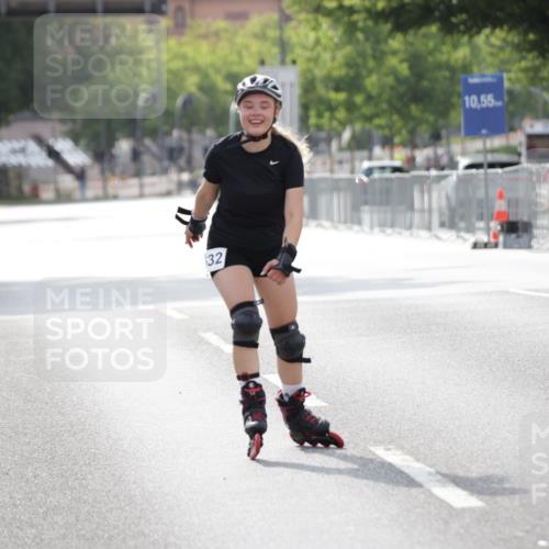 29.06.2025 - hella hamburg halbmarathon Jannik Wohlers http://msf.ph/oto/8144455 29.06.2025 09:07:39 Lombardsbrücke  meine-sportfotos.de