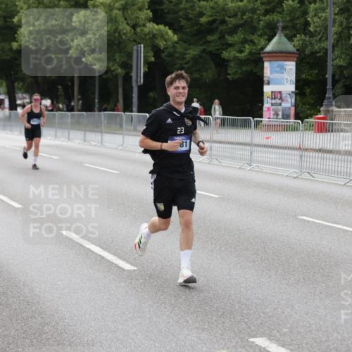29.06.2025 - hella hamburg halbmarathon Jannik Wohlers http://msf.ph/oto/8144470 29.06.2025 10:09:37 Lombardsbrücke 1052, 1548, 3921, 4592, 5511, 7058, 7081, 7333, 7636, 9150, 9366, 9434, 9674, 9781, 10036, 10943, 11027, 12567, 16191, 16445, 16455, 17148, 17899, 18196, 18707 meine-sportfotos.de