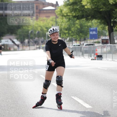29.06.2025 - hella hamburg halbmarathon Jannik Wohlers http://msf.ph/oto/8144473 29.06.2025 09:07:40 Lombardsbrücke  meine-sportfotos.de