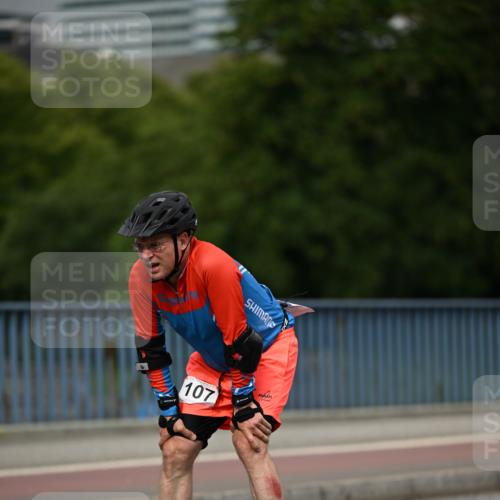 29.06.2025 - hella hamburg halbmarathon Dr. Thomas Lammeyer http://msf.ph/oto/8144474 29.06.2025 09:12:48 Kennedybrücke  meine-sportfotos.de