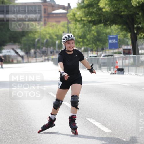 29.06.2025 - hella hamburg halbmarathon Jannik Wohlers http://msf.ph/oto/8144480 29.06.2025 09:07:40 Lombardsbrücke  meine-sportfotos.de