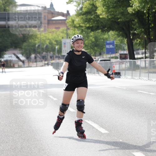 29.06.2025 - hella hamburg halbmarathon Jannik Wohlers http://msf.ph/oto/8144492 29.06.2025 09:07:40 Lombardsbrücke  meine-sportfotos.de