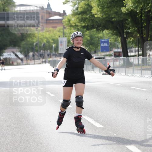 29.06.2025 - hella hamburg halbmarathon Jannik Wohlers http://msf.ph/oto/8144497 29.06.2025 09:07:40 Lombardsbrücke  meine-sportfotos.de