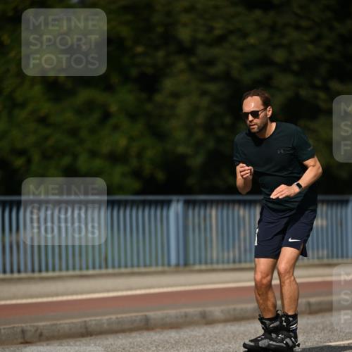 29.06.2025 - hella hamburg halbmarathon Dr. Thomas Lammeyer http://msf.ph/oto/8144596 29.06.2025 09:10:07 Kennedybrücke  meine-sportfotos.de