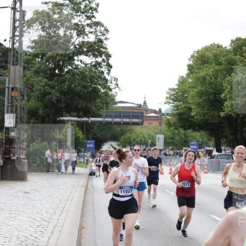 29.06.2025 - hella hamburg halbmarathon Jannik Wohlers http://msf.ph/oto/8144609 29.06.2025 10:09:42 Lombardsbrücke 1548, 3921, 5511, 7042, 7081, 7333, 7636, 8219, 8890, 9366, 9434, 9674, 10036, 10943, 11027, 12567, 16445, 16872, 17148, 18196, 18707 meine-sportfotos.de