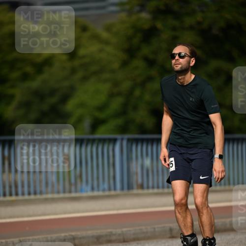 29.06.2025 - hella hamburg halbmarathon Dr. Thomas Lammeyer http://msf.ph/oto/8144635 29.06.2025 09:10:08 Kennedybrücke  meine-sportfotos.de
