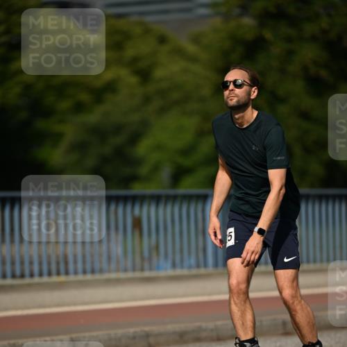 29.06.2025 - hella hamburg halbmarathon Dr. Thomas Lammeyer http://msf.ph/oto/8144642 29.06.2025 09:10:08 Kennedybrücke  meine-sportfotos.de