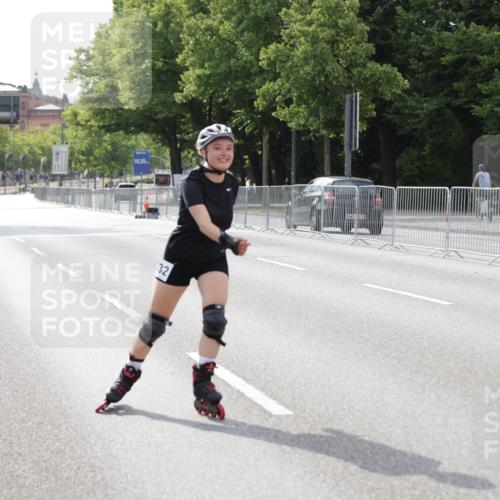 29.06.2025 - hella hamburg halbmarathon Jannik Wohlers http://msf.ph/oto/8144647 29.06.2025 09:07:42 Lombardsbrücke  meine-sportfotos.de