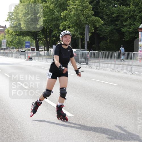 29.06.2025 - hella hamburg halbmarathon Jannik Wohlers http://msf.ph/oto/8144663 29.06.2025 09:07:42 Lombardsbrücke  meine-sportfotos.de