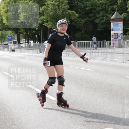 29.06.2025 - hella hamburg halbmarathon Jannik Wohlers http://msf.ph/oto/8144676 29.06.2025 09:07:42 Lombardsbrücke  meine-sportfotos.de