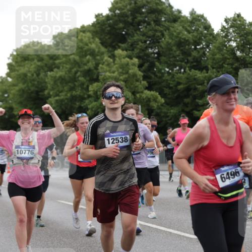 29.06.2025 - hella hamburg halbmarathon Jannik Wohlers http://msf.ph/oto/8144694 29.06.2025 10:46:42 Lombardsbrücke 1073, 1185, 1286, 1593, 1607, 1961, 2211, 2327, 2537, 2555, 2556, 2665, 2981, 4184, 4239, 4483, 5111, 5114, 5796, 5953, 6485, 6496, 6879, 7073, 7430, 7431, 8131, 8486, 8684, 8706, 8967, 9050, 9139, 9557, 9758, 9774, 9949, 10514, 10903, 11618, 11621, 12258, 12538, 12630, 12989, 13172, 13430, 13431, 13819, 14370, 14680, 15806, 15865, 16077, 16684, 16836, 17015, 17288, 17356, 18147, 18403, 18654, 18674, 18753, 18950 meine-sportfotos.de