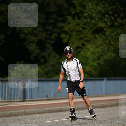 29.06.2025 - hella hamburg halbmarathon Dr. Thomas Lammeyer http://msf.ph/oto/8144716 29.06.2025 09:10:14 Kennedybrücke  meine-sportfotos.de