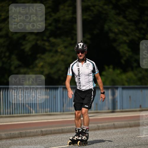 29.06.2025 - hella hamburg halbmarathon Dr. Thomas Lammeyer http://msf.ph/oto/8144770 29.06.2025 09:10:15 Kennedybrücke  meine-sportfotos.de