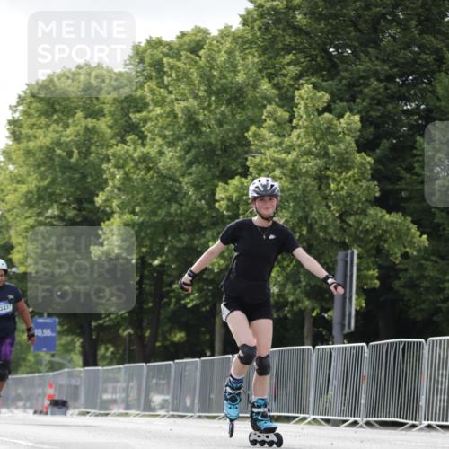 29.06.2025 - hella hamburg halbmarathon Jannik Wohlers http://msf.ph/oto/8144785 29.06.2025 09:08:05 Lombardsbrücke  meine-sportfotos.de