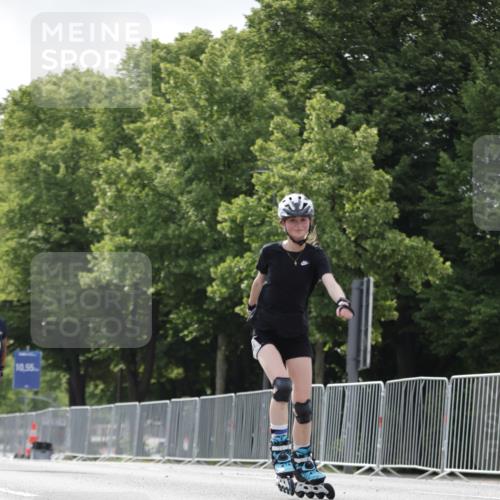 29.06.2025 - hella hamburg halbmarathon Jannik Wohlers http://msf.ph/oto/8144800 29.06.2025 09:08:05 Lombardsbrücke  meine-sportfotos.de