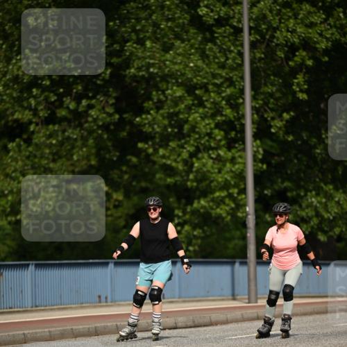 29.06.2025 - hella hamburg halbmarathon Dr. Thomas Lammeyer http://msf.ph/oto/8144861 29.06.2025 09:13:09 Kennedybrücke  meine-sportfotos.de