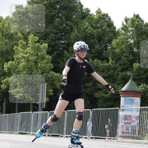 29.06.2025 - hella hamburg halbmarathon Jannik Wohlers http://msf.ph/oto/8144894 29.06.2025 09:08:06 Lombardsbrücke  meine-sportfotos.de